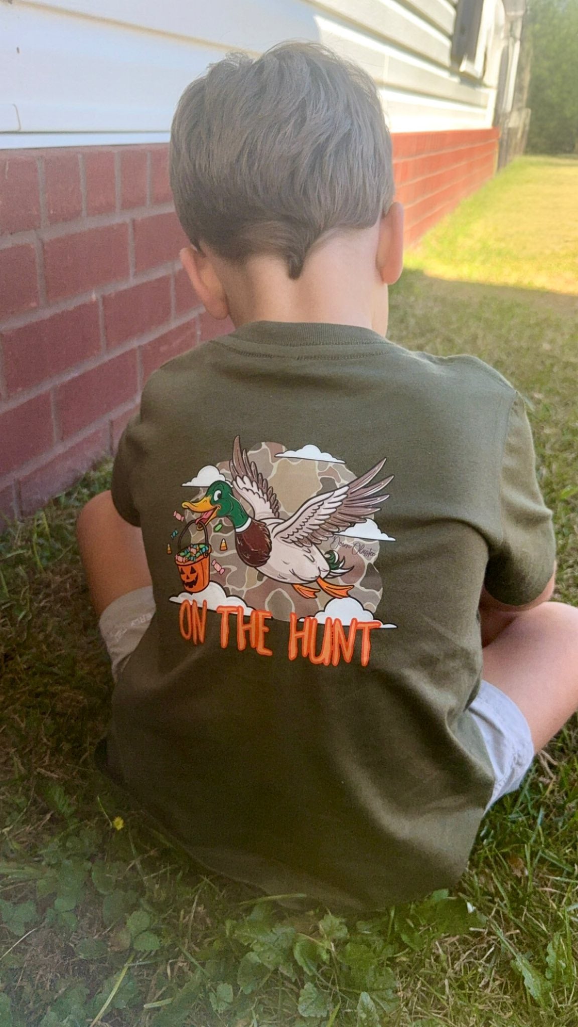 On The Hunt - Halloween