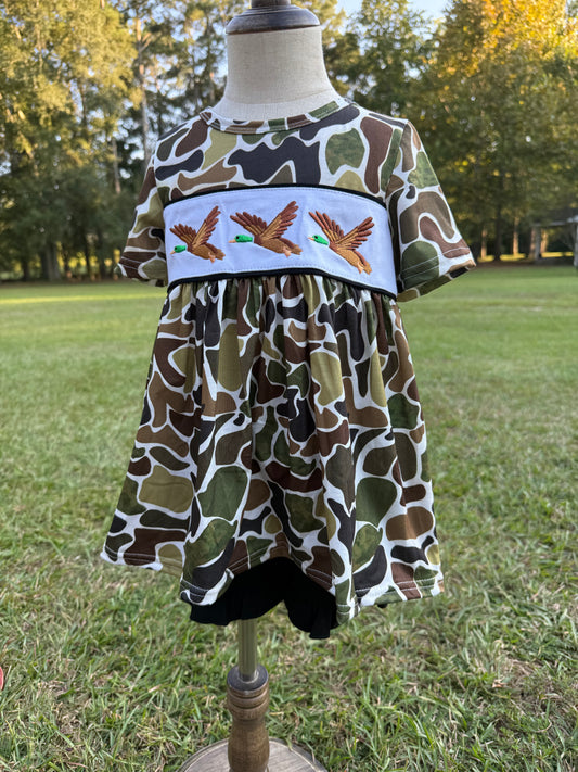 Camo Duck Black Short Set