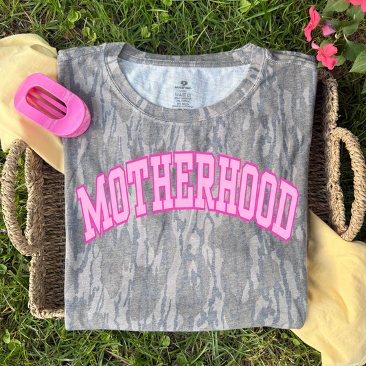 Motherhood Bottomland Tee
